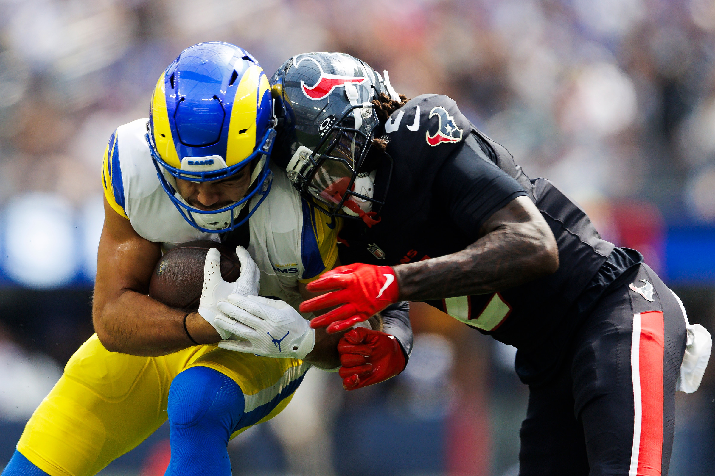 Rams beat Eagles 24-20 as Chargers fall to 0-4 after loss to Seahawks Rams beat Eagles 24-20 as Chargers fall to 0-4 after loss to Seahawks