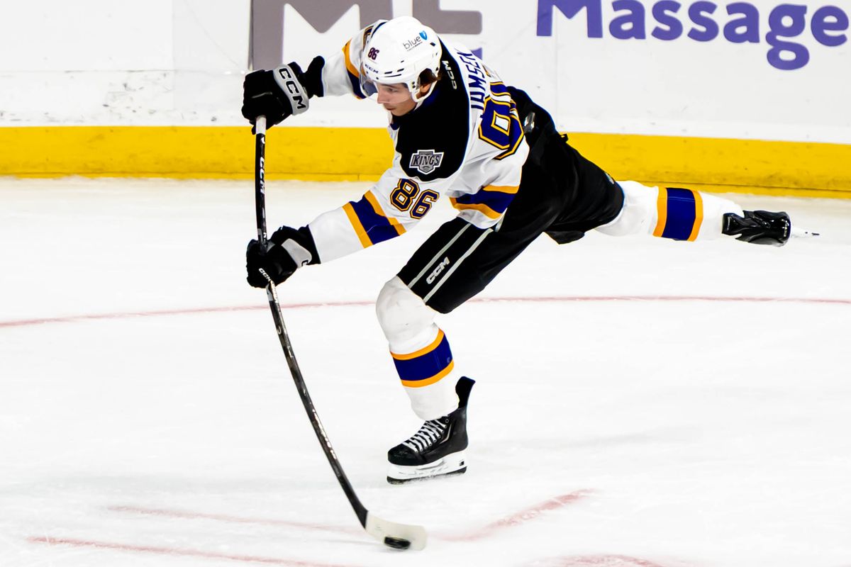 Ontario Reign forward Aatu Jämsen (86) lines up a shot during an AHL game against the Tucson Roadrunners, Friday, Oct. 30, 2026, in Ontario, California. Ontario Reign forward Aatu Jämsen (86) lines up a shot during an AHL game against the Tucson Roadrunners, Friday, Oct. 30, 2026, in Ontario, California.