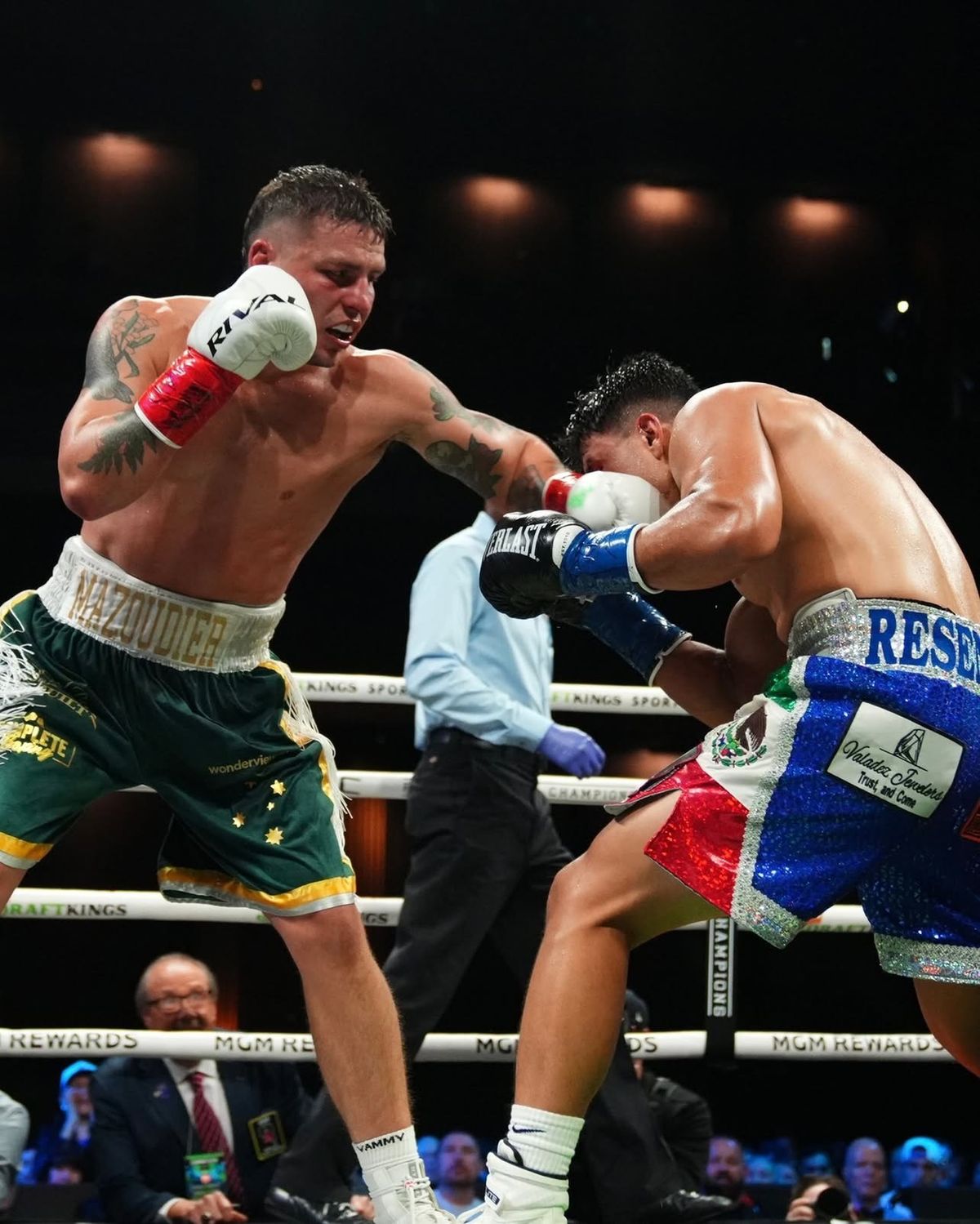 Koen Mazoudier lands a punch on Armando Reséndiz during Saturday’s co-main event. Koen Mazoudier lands a punch on Armando Reséndiz during Saturday’s co-main event.