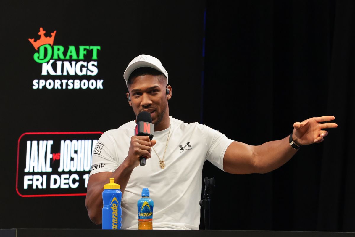 Nov 21, 2025; Miami, Florida, UNITED STATES; Anthony Joshua speaks to reporters during a press conference announcing his heavyweight boxing match against Jake Paul at Kaseya Center. Mandatory Credit: Sam Navarro-Imagn Images Nov 21, 2025; Miami, Florida, UNITED STATES; Anthony Joshua speaks to reporters during a press conference announcing his heavyweight boxing match against Jake Paul at Kaseya Center. Mandatory Credit: Sam Navarro-Imagn Images