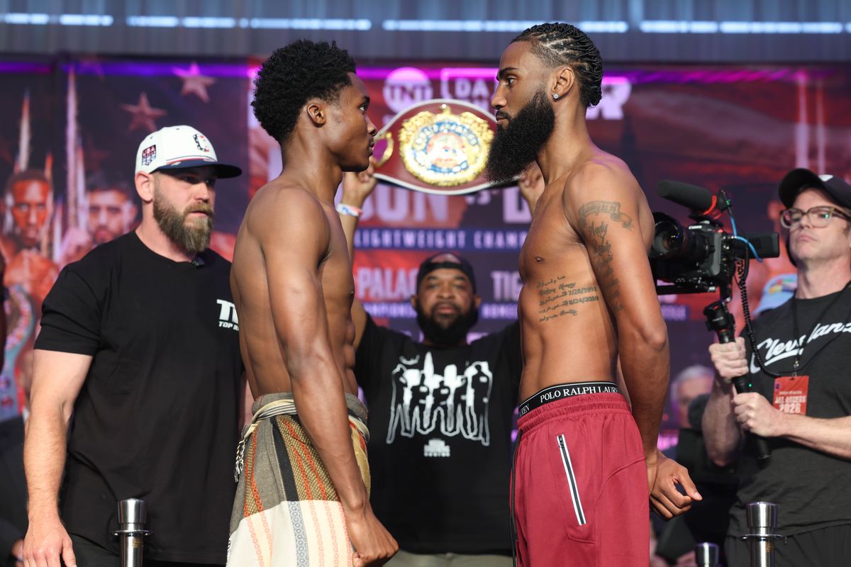 Abdullah Mason and Albert Bell face off one final time before they clash on Saturday night in Clevelend, Ohio.