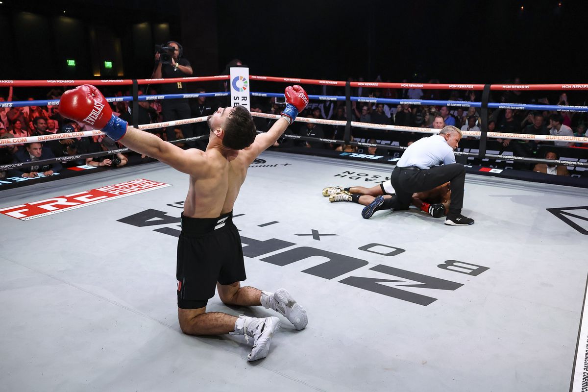 Rayo Valenzuela reacts after stopping De Los Santos in round two at Zuffa 08.