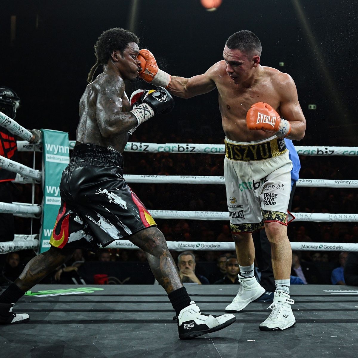 Tim Tszyu connects early up top on Errol Spence Jr. Tim Tszyu connects early up top on Errol Spence Jr.