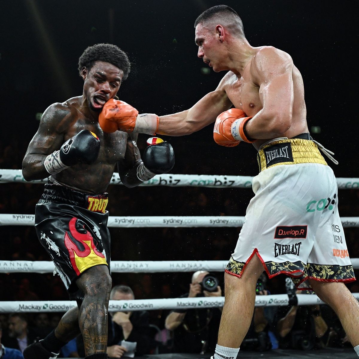Tim Tszyu's right hand found an opening and landed multiple times against Errol Spence Jr. in their clash at Afterpay Arena. Tim Tszyu's right hand found an opening and landed multiple times against Errol Spence Jr. in their clash at Afterpay Arena.
