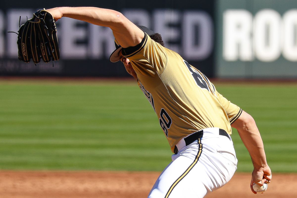 Vanderbilt Commodores RHP Nate Taylor (80) pitches against the Oregon Ducks at the 2026 Live Like Lou Las Vegas College Baseball Classic on Sunday, March 1, 2026 at Las Vegas Ballpark in Las Vegas, Nevada. 