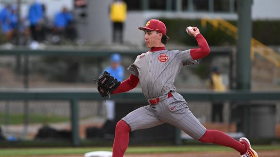 USC prevails in extra innings after nail-biting finish over Oregon taken PK Park (USC)
