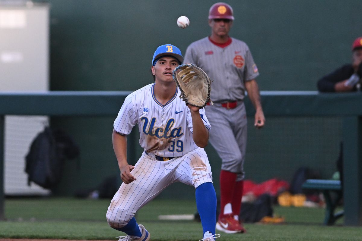 UCLA Bruins first base Mulivai Levu (39) makes a catch during an NCAA baseball game between University of Southern California and University of California Los Angeles on Friday, April 3, 2026 at Jackie Robinson Stadium in Los Angeles Calif UCLA Bruins first base Mulivai Levu (39) makes a catch during an NCAA baseball game between University of Southern California and University of California Los Angeles on Friday, April 3, 2026 at Jackie Robinson Stadium in Los Angeles Calif