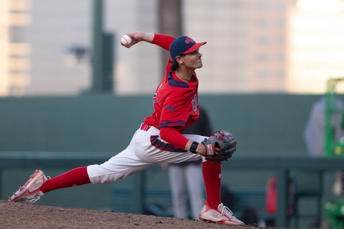 Saint Mary's College left-hand-pitcher Jake Hilton (21) throws a pitch during an NCAA regional championship elimination game between the Saint Mary's College Gaels and Cal Poly Mustangs on May 31, 2026 at Jackie Robinson Stadium in Los Angeles Calif.