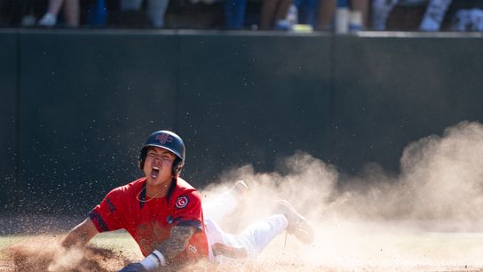 TST Images: Saint Mary's College defeat UCLA, 6-5, at Jackie Robinson Stadium taken Jackie Robinson Stadium (UCLA Bruins). Photo by Edwin So - The Sporting Tribune