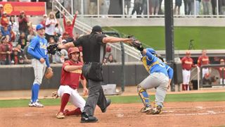 USC defeats No. 14 UCLA, series now tied at one game taken at Great Park (USC). Photo by Katie Chin - USC Athletics