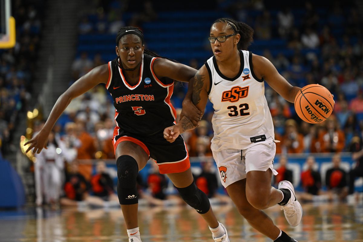 Oklahoma State guard Stailee Heard #32 runs the ball downcourt during an NCAA Women's Basketball game between Oklahoma State and Princeton on Saturday, March 21, 2026 at Pauley Pavilion in Los Angeles Calif
