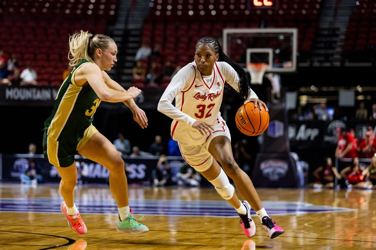 UNLV Lady Rebels forward Meadow Rowland (32) drives to the basket during a Mountain West Tournament semifinal game between UNLV Lady Rebels and the Colorado State Rams, Monday March 9, 2026 in Las Vegas, Nev.