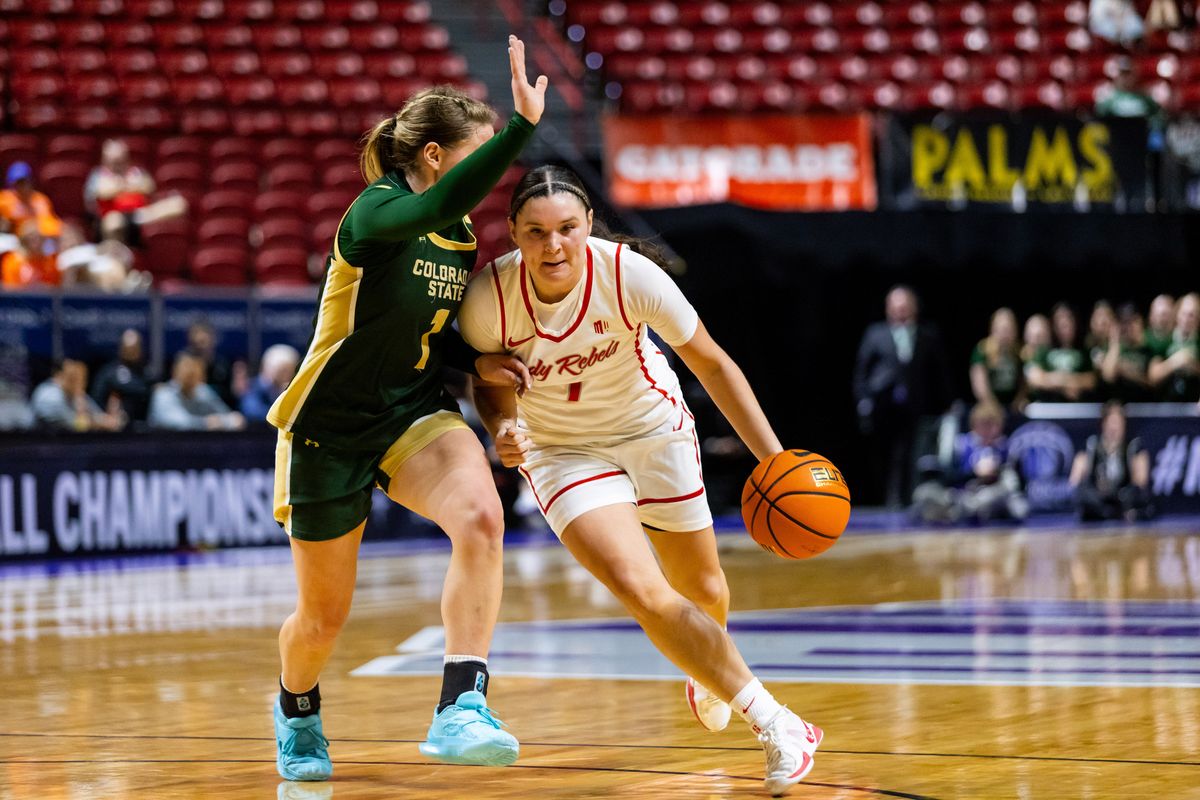 UNLV Lady Rebels guard Destiny Leo (7) dribbles the ball towards the basket during a Mountain West Tournament semifinal game between UNLV Lady Rebels and the Colorado State Rams, Monday March 9, 2026 in Las Vegas, Nev.