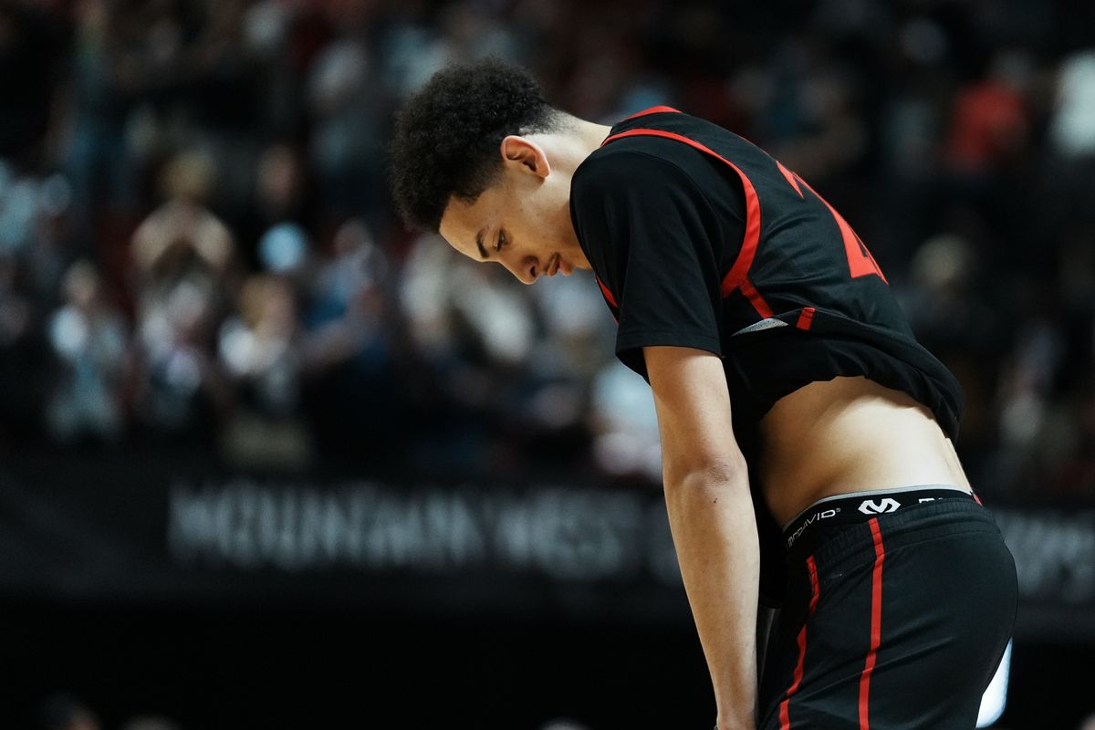 San Diego State Miles Byrd (21) reacts to his teams defeat at the end of the game during final Mountain West Championship tournament game between San Diego State and Utah State on Saturday March 14, 2026 in Las Vegas, Nev.