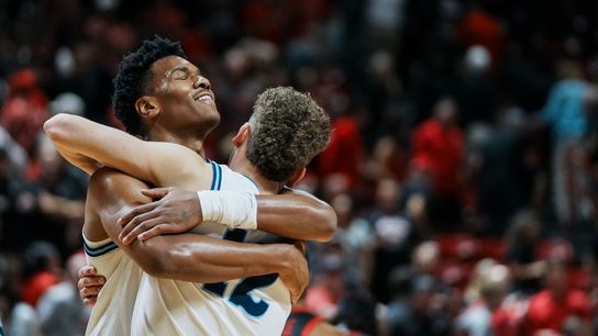 TST Images: San Diego State defeated by Utah State, 73-62, at Thomas & Mack Center taken at Thomas and Mack Center (SDSU). Photo by Kalin Sipes - The Sporting Tribune