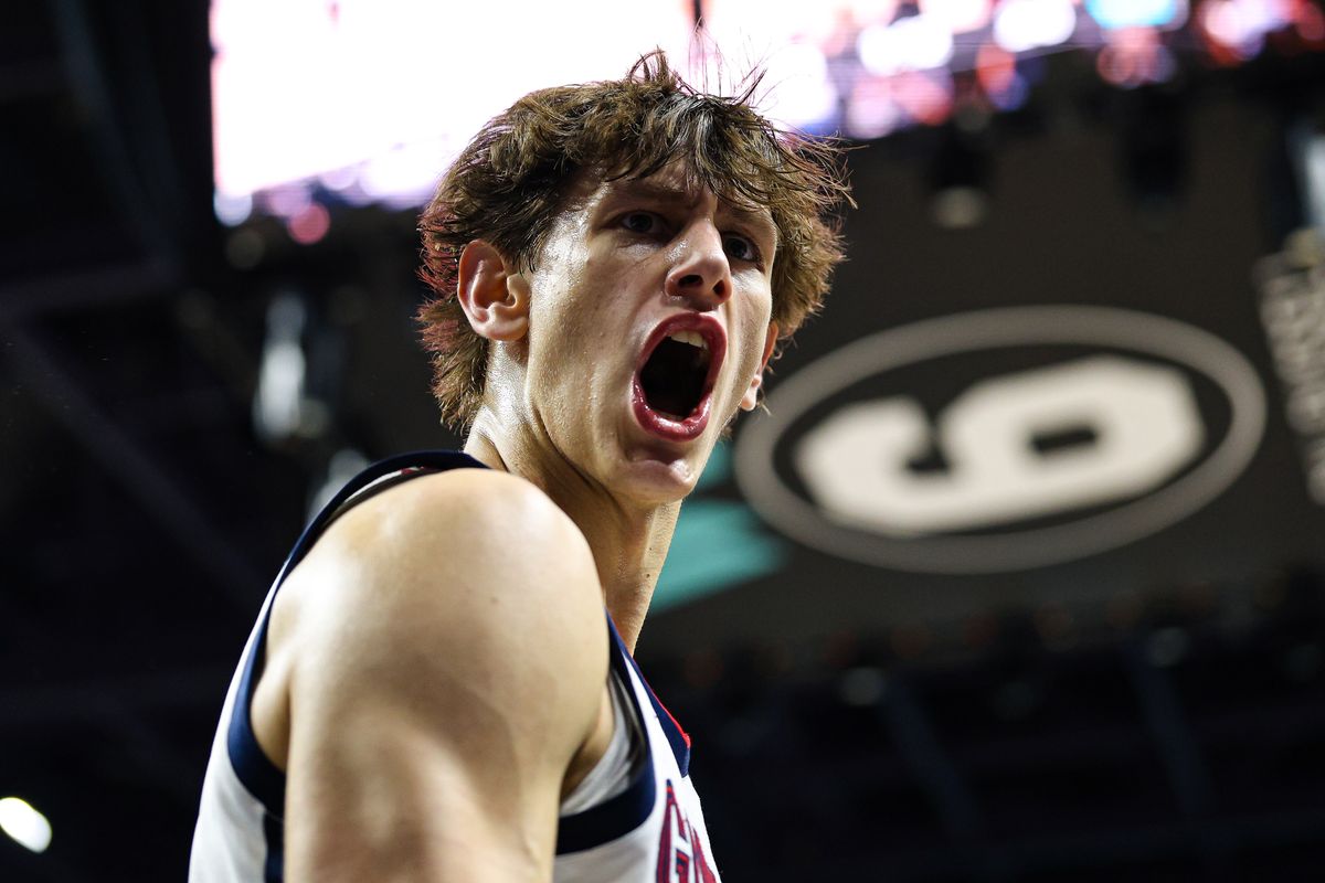 Gonzaga Bulldogs freshman G Davis Fogle (4) reacts after he draws a foul after making a basket late in the 2026 WCC Conference Championship Game against the Santa Clara Broncos on Tuesday, March 10, 2026, in Las Vegas, Nevada. 
