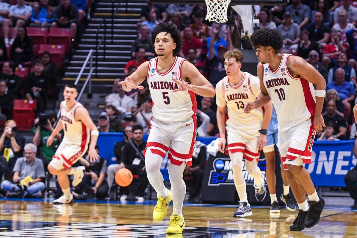 Arizona guard Brayden Burries (5) celebrates making a three point shot during an NCCA March Madness game against  LIU Friday March 20, 2026 in San Diego, California.