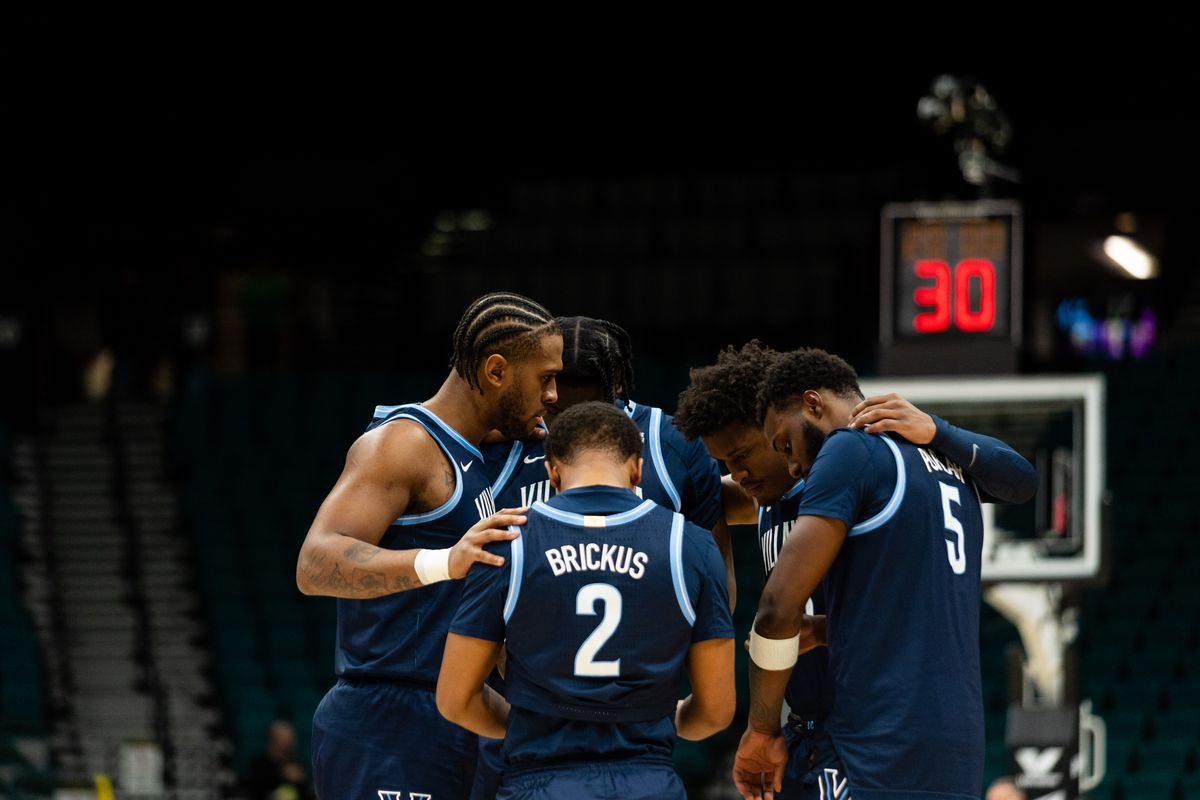   Villanova players huddle before a College Basketball Crown Tournament game between the USC Trojans and the Villanova Wildcats, Thursday April 3, 2025 in Las Vegas, Nev.