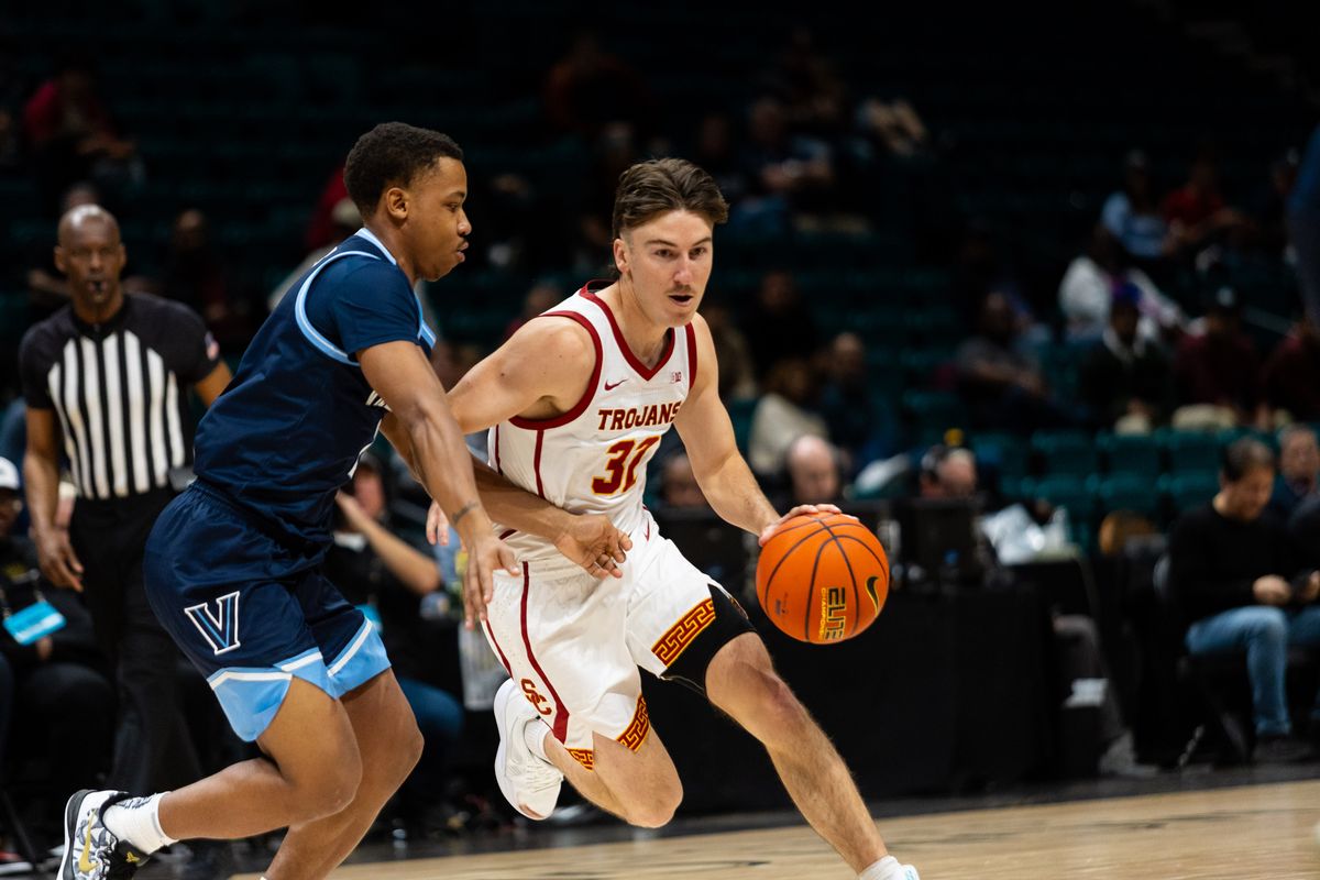 USC guard Clark Slarjchert (32) drives to the basket during a College Basketball Crown Tournament game between the USC Trojans and the Villanova Wildcats, Thursday April 3, 2025 in Las Vegas, Nev.  