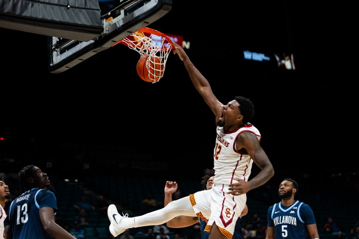 USC forward Reshaun Agee (12) dunks the ball during a College Basketball Crown Tournament game between the USC Trojans and the Villanova Wildcats, Thursday April 3, 2025 in Las Vegas, Nev.