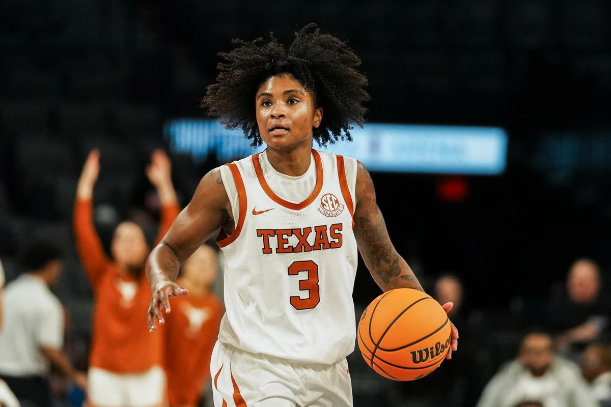 Texas guard Rori Harmon (3) takes the ball down the court during first half of college basketball game against UCLA on Wednesday, Nov. 26, 2025 during the Players Era tournament at Michelob Ultra Arena in Las Vegas.
