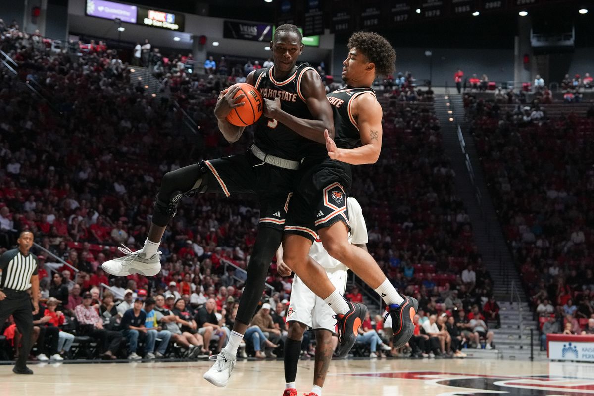 Idaho State guard Landen Birley (3) rebounds the ball during an NCAA basketball game against SDSU, Sunday November 09, 2025 in San Diego, California.