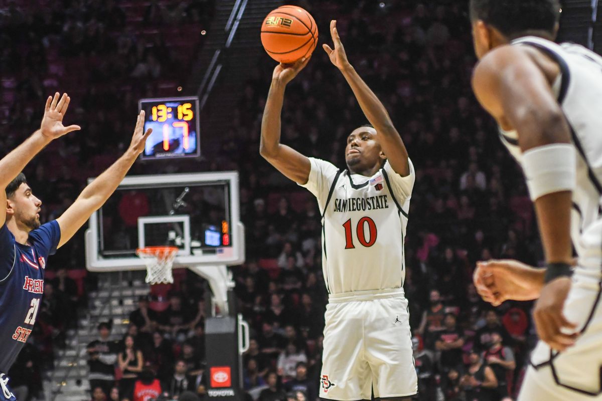 SDSU  BJ Davis (10&nbsp;) during an NCAA men’s basketball game against  Fresno State.  Saturday January 10, 2026 in  San Diego, California.