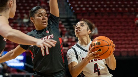 TST at the MWT: Aztecs upset UNLV, Wyoming tops Bulldogs in semifinals taken at Thomas & Mack Center (MW Tournament '25)