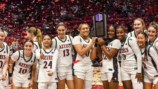 Aztecs women clinch share of Mountain West title in gritty win over Fresno State taken at Viejas Arena (San Diego State Aztecs). Photo by Ardie Crenshaw - The Sporting Tribune