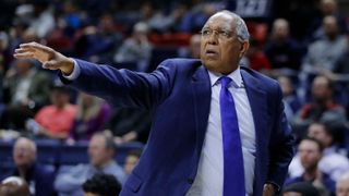 Wooden Award Flashback: Tubby Smith shines with his steadiness and substance taken in Los Angeles (Wooden Award). Photo by David Butler II-Imagn Images