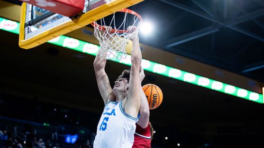 UCLA Bruins center Aday Mara (15) gets guarded while attempting a dunk during the 1st half of the game against Southern Utah on Tuesday, November 26th, 2024, at Pauley Pavilion in Los Angeles, CA. UCLA Bruins center Aday Mara (15) gets guarded while attempting a dunk during the 1st half of the game against Southern Utah on Tuesday, November 26th, 2024, at Pauley Pavilion in Los Angeles, CA.