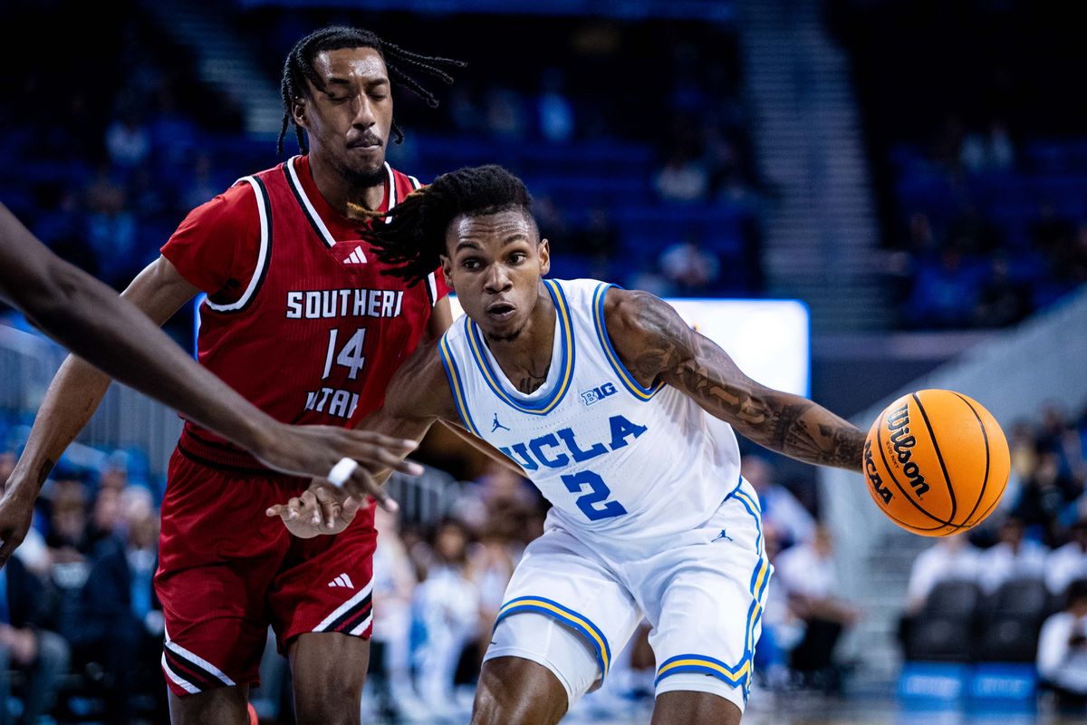 UCLA Bruins guard Dylan Andrews (2) defends the ball during the 1st half of the game against Southern Utah on Tuesday, November 26th, 2024, at Pauley Pavilion in Los Angeles, CA. UCLA Bruins guard Dylan Andrews (2) defends the ball during the 1st half of the game against Southern Utah on Tuesday, November 26th, 2024, at Pauley Pavilion in Los Angeles, CA.