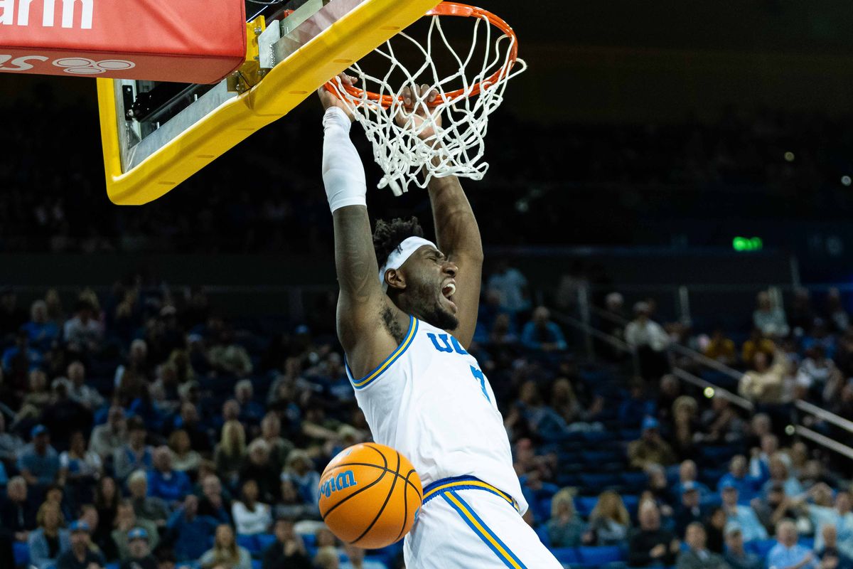 UCLA forward Eric Dailey Jr. (3) dunking the ball during a Big 10 basketball game against Maryland, Saturday , January 10th, 2025 in Los Angeles, California