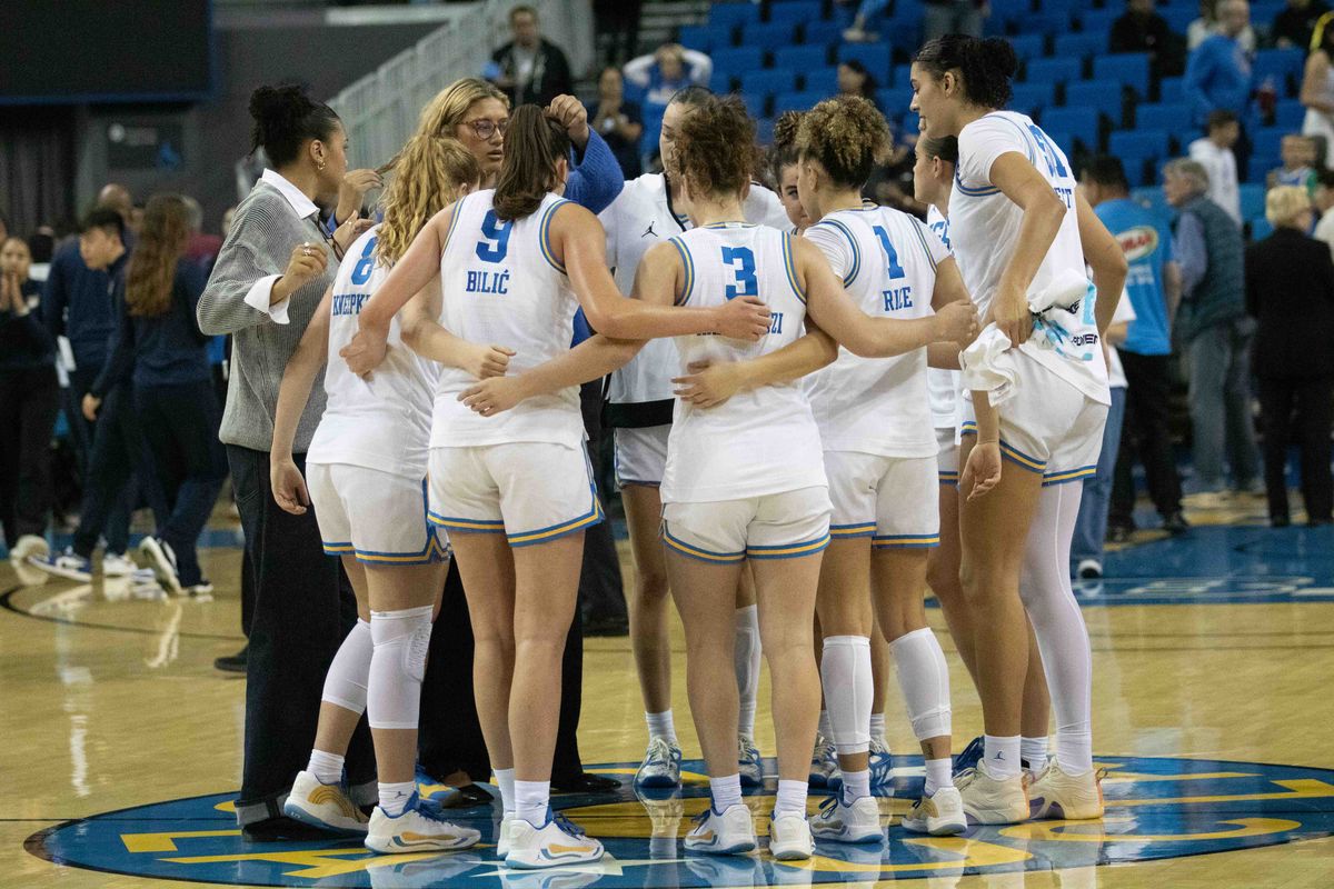 UCLA women's basketball celebrates a win over Southern University on Sunday, November 23, 2025 at Pauley Pavilion in Los Angeles, CA. UCLA women's basketball celebrates a win over Southern University on Sunday, November 23, 2025 at Pauley Pavilion in Los Angeles, CA.