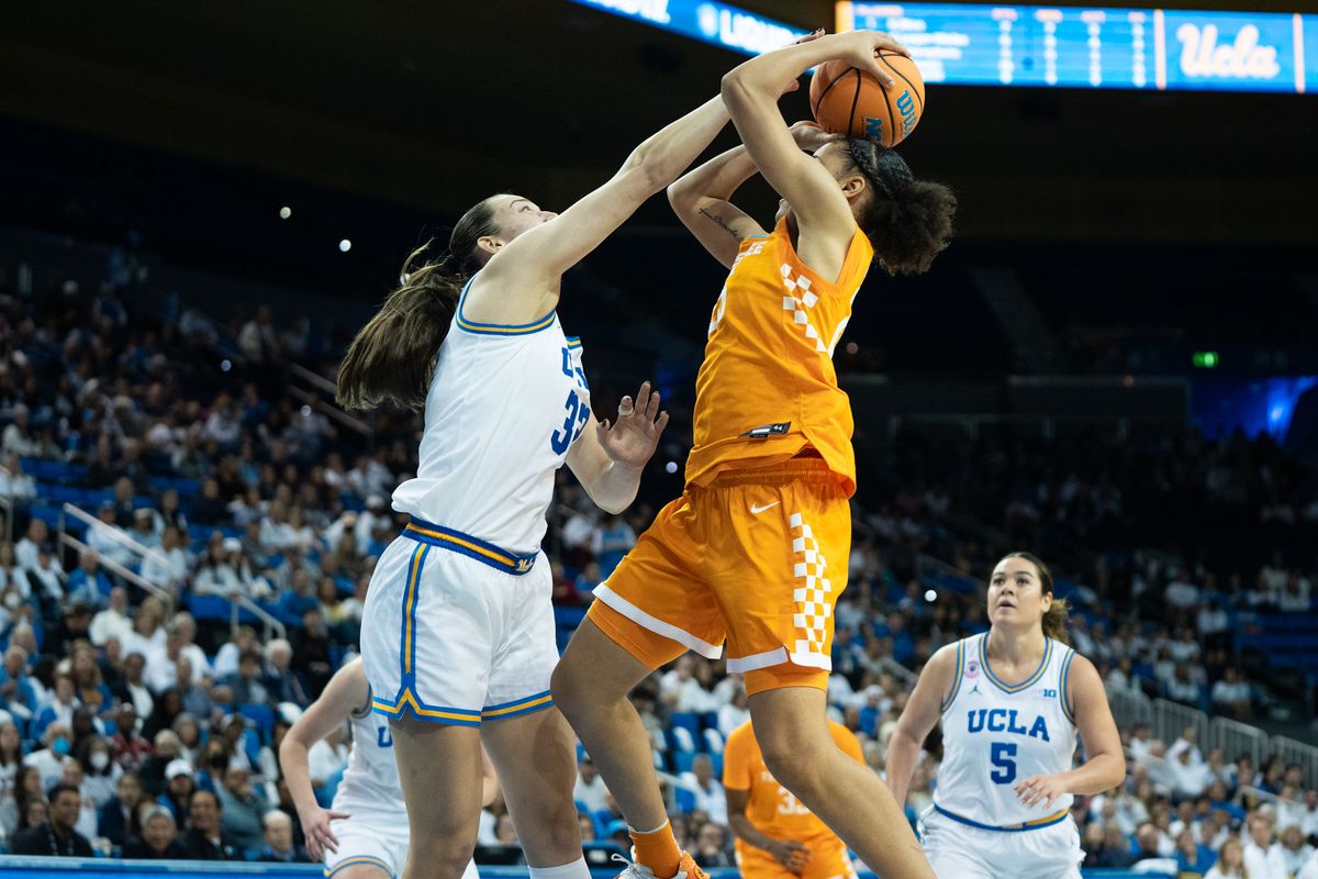 UCLA Bruins forward Amanda Muse (33) blocks a layup during an NCAA basketball game against the Tennessee Lady Volunteers on Sunday, November 30, 2025 at Pauley Pavilion in Los Angeles, Calif.