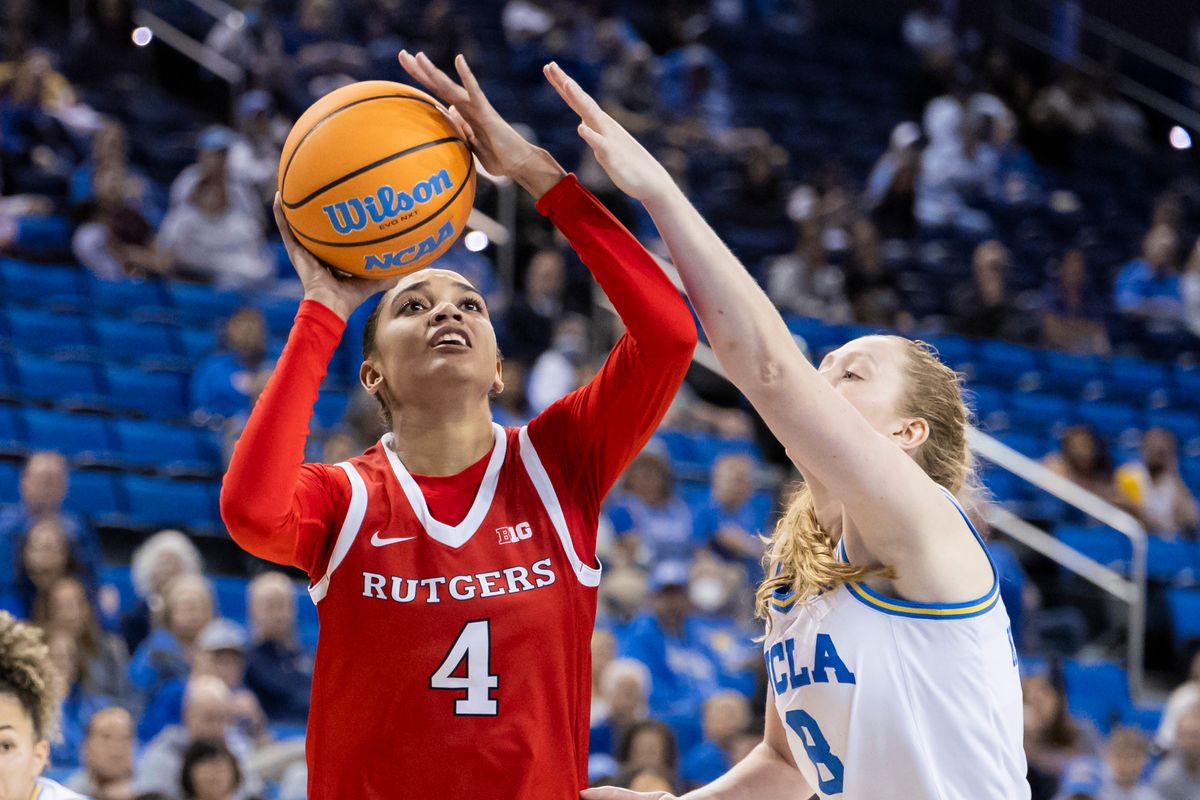 Antonia Bates #4 of the Rutgers Scarlet Knights shoots the ball during an NCAA basketball game against the UCLA Bruins, Wednesday February 4, 2026 in Los Angeles, Calif.