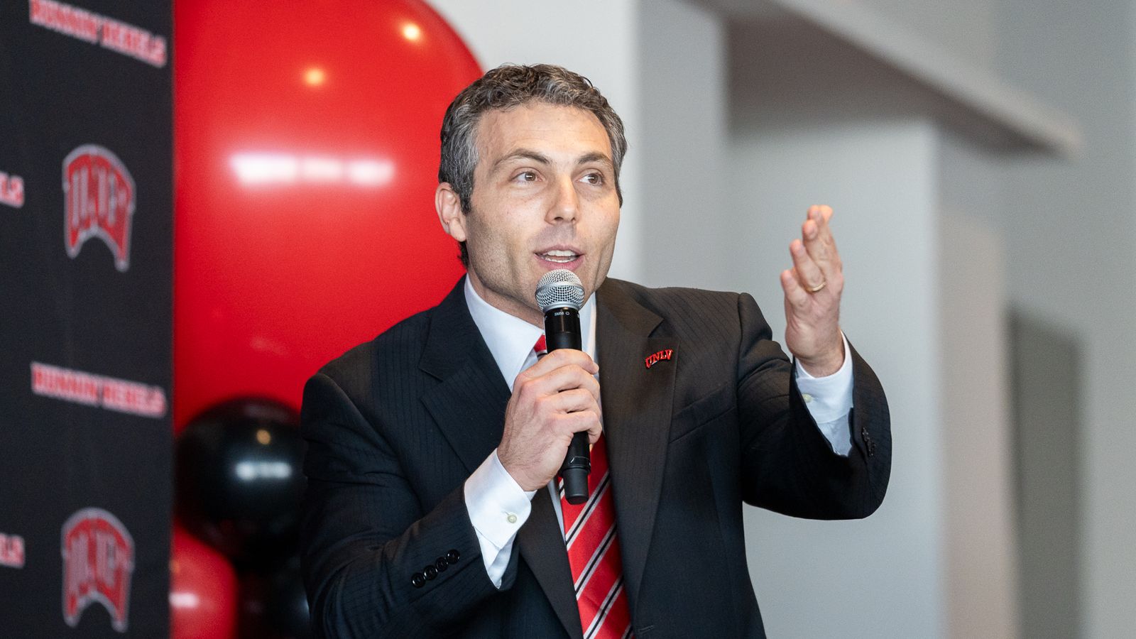 Pastner's arrival generates optimism among UNLV faithful