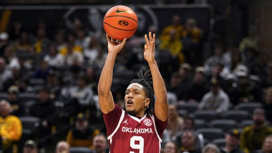 Pride, money are incentives in College Basketball Crown taken at MGM Grand Garden (College Basketball Crown). Photo by Jay Biggerstaff-Imagn Images