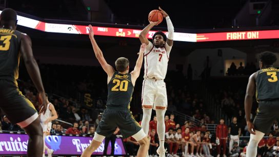 USC G Chibuzo Agbo (7) goes for a jump shot against the Iowa Hawkeyes on January 14th, 2025 at the Galen Center in Los Angeles, CA.