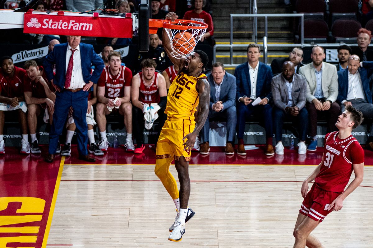 USC Trojans F Rashaun Agee (12) has a break away dunk in the game against Wisconsin on Saturday, January 18th, 2025, at Galen Center in Los Angeles, CA.