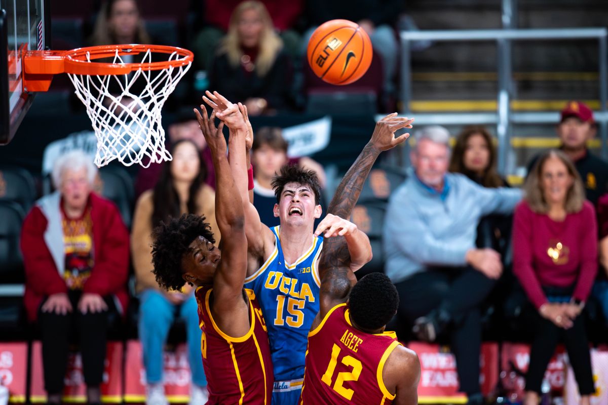 UCLA Bruins center Aday Mara (15) jumps for a rebound during the 1st half of the game against the USC Trojans on Monday, January 27th, 2025, at Galen Center in Los Angeles, CA. UCLA Bruins center Aday Mara (15) jumps for a rebound during the 1st half of the game against the USC Trojans on Monday, January 27th, 2025, at Galen Center in Los Angeles, CA.
