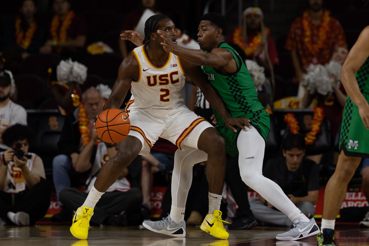USC Forward Ezra Ausar (2) dribbled during a Big Ten basketball game against Manhattan, Sunday November 9, 2025 in Los Angeles, Calif. USC Forward Ezra Ausar (2) dribbled during a Big Ten basketball game against Manhattan, Sunday November 9, 2025 in Los Angeles, Calif.