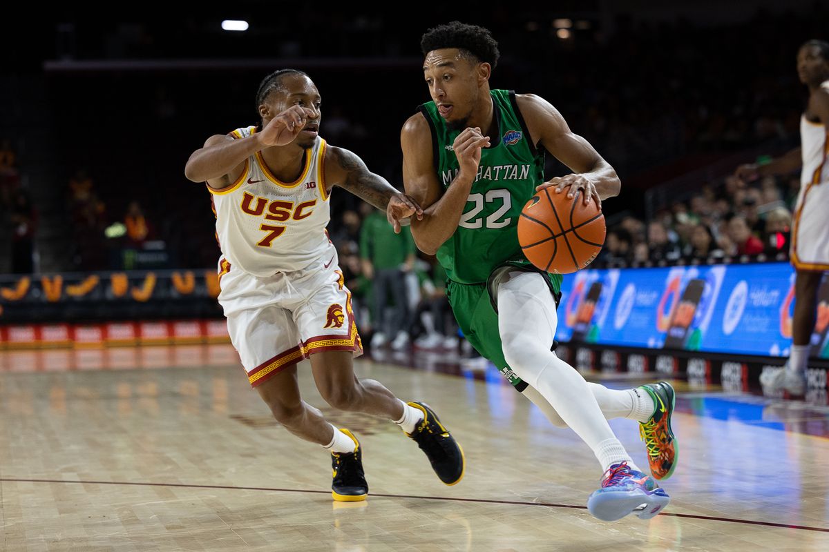 USC Guard Jordan Marsh (7) defends during a Big Ten basketball game against Manhattan, Sunday November 9, 2025 in Los Angeles, Calif. USC Guard Jordan Marsh (7) defends during a Big Ten basketball game against Manhattan, Sunday November 9, 2025 in Los Angeles, Calif.