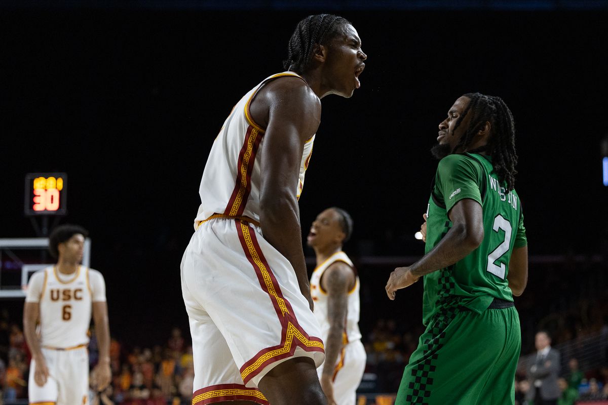 USC Forward Ezra Ausar (2) celebrates during a Big Ten basketball game against Manhattan, Sunday November 9, 2025 in Los Angeles, Calif. USC Forward Ezra Ausar (2) celebrates during a Big Ten basketball game against Manhattan, Sunday November 9, 2025 in Los Angeles, Calif.