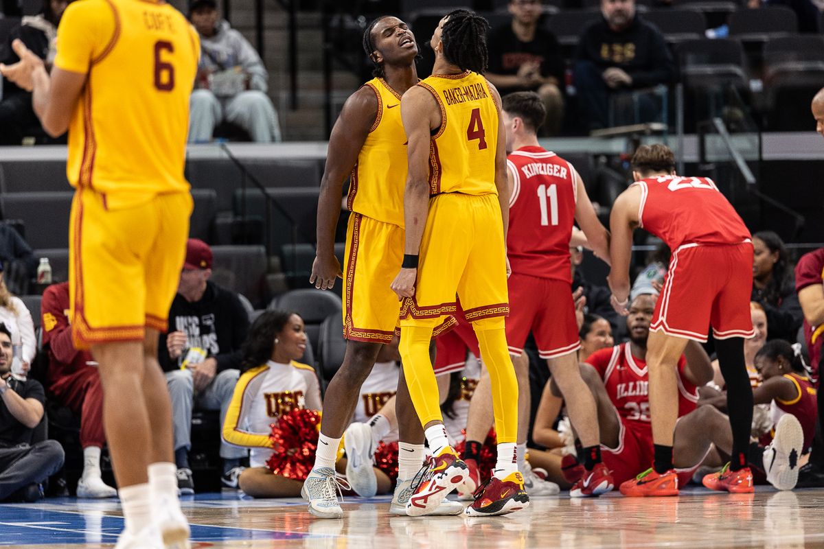 USC forward Ezra Ausar (2) celebrates during a Big Ten Conference college basketball game against the Illinois State Redbirds, Friday November 14, 2025 in Inglewood, Calif.
