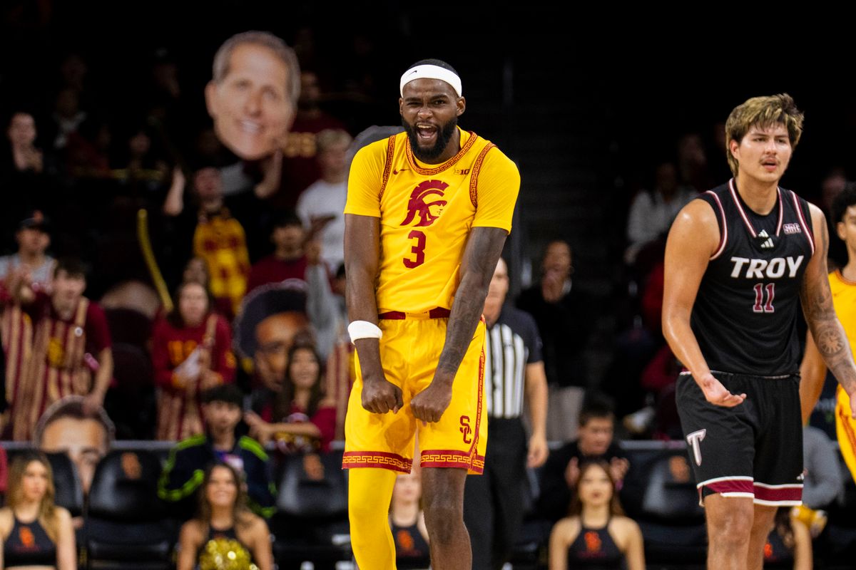 USC Trojans forward Amarion Dickerson (3) forces a turnover and celebrates during an NCAA basketball game against the Troy Trojans, Thursday November 20th, 2025 in Los Angeles, California. 