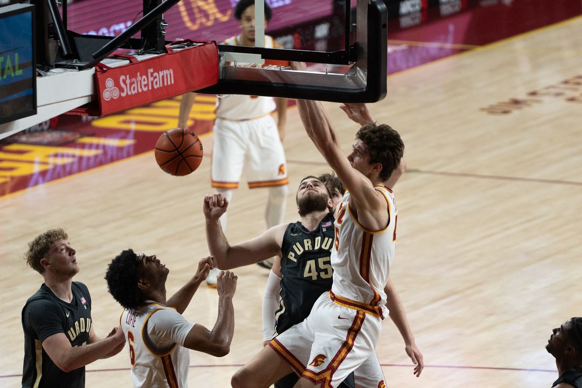 USC Trojans Center Gabe Dynes (45) has a vicious slam during a men's college basketball game against the Purdue Boilermakers, Saturday January 17th, 2026 at Galen Center in Los Angeles, Calif.