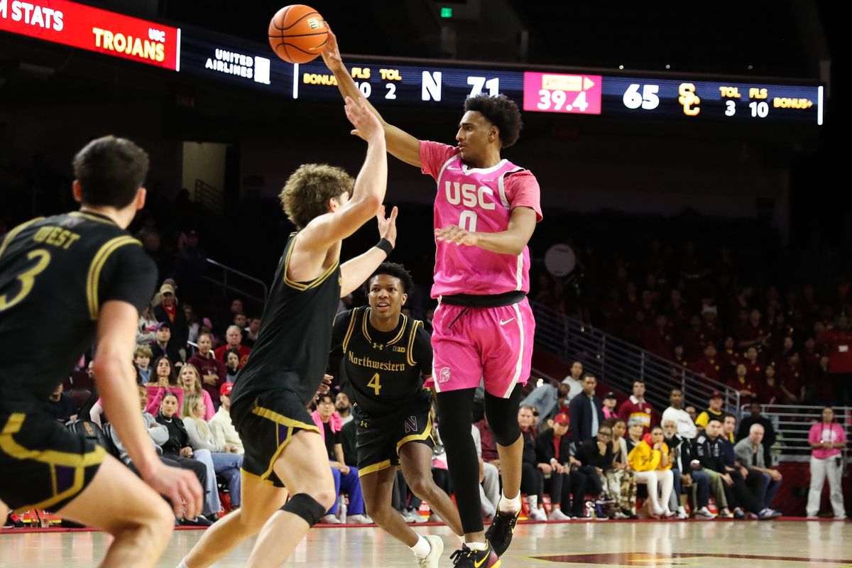 USC guard Alijah Arenas (0) makes a pass during an NCAA basketball game against Northwestern on January 21, 2026 in Los Angeles, CA.