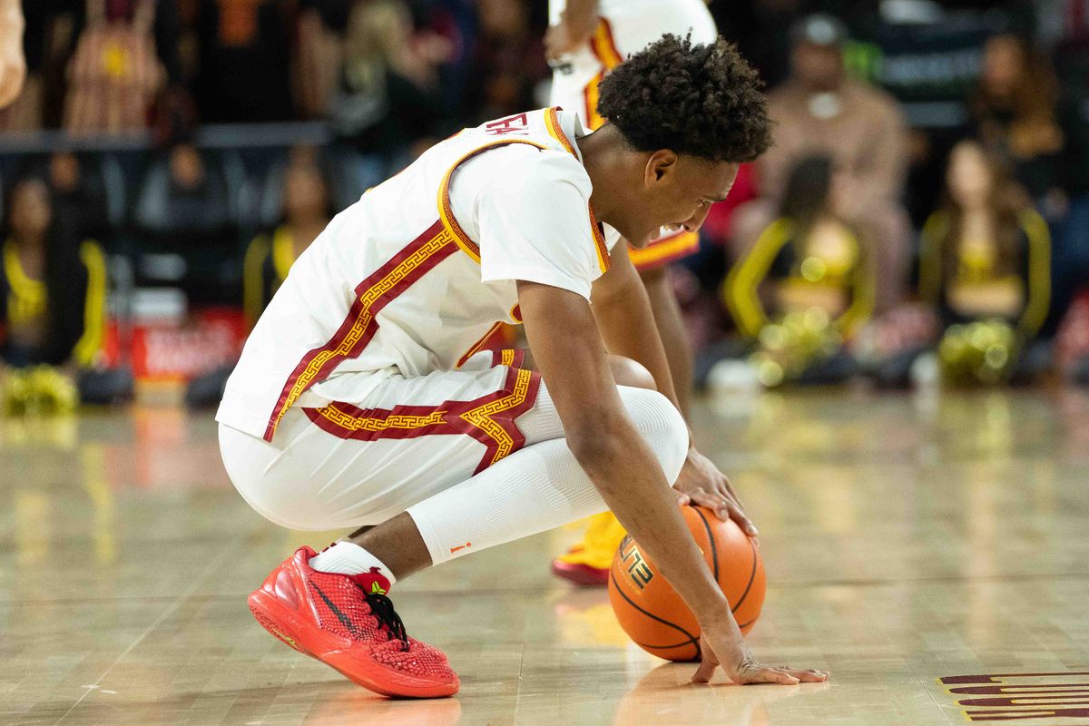 USC guard Alijah Arenas (0) disappointed after a call during a Big 10 basketball game against Illinois, on Wednesday,February 18th, 2026 in Los Angeles, California