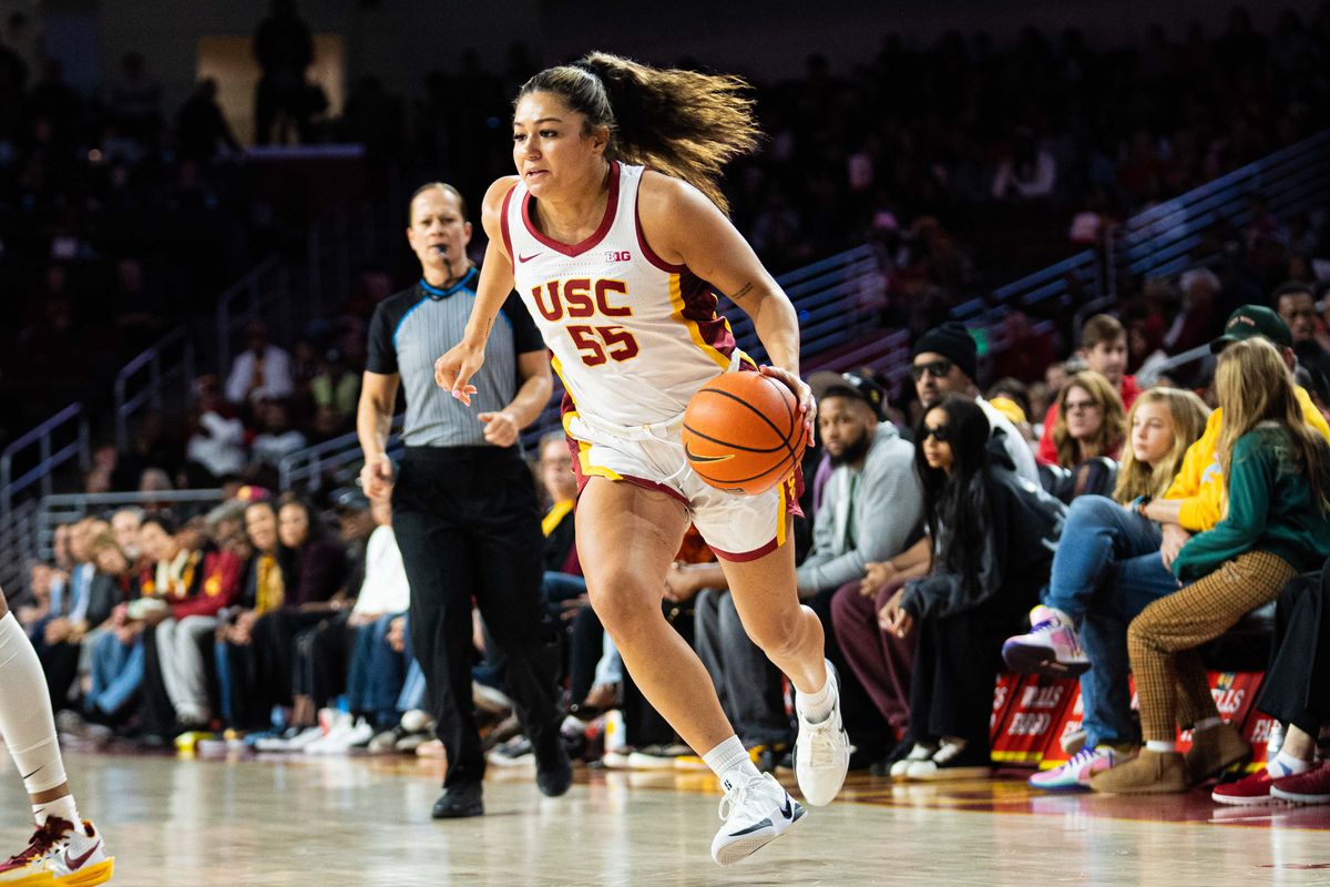 USC guard Talia von Oelhoffen (55) drives the ball to the basket in a game against Ohio State, Saturday February 8th, 2025 in Los Angeles, Calif.
